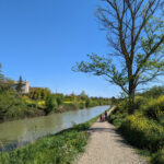 A vélo sur les berges du canal du Midi