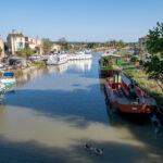 Le Somail sur le canal du Midi