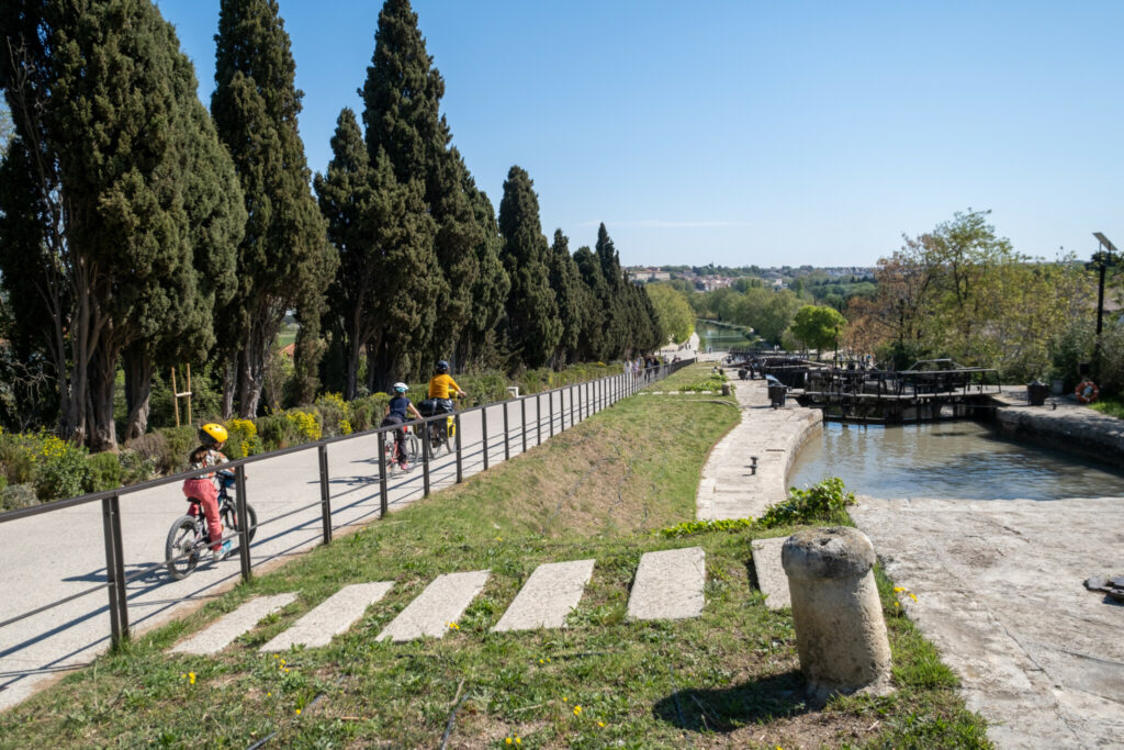 Ecluses de Fonséranes sur le canal du Midi