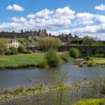 La citadelle de Carcassonne depuis le bord de l'Aude